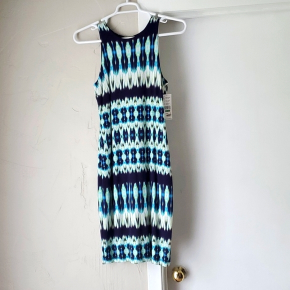 Karen Kane Dresses & Skirts - Fitted Tribal printed bodycon dress